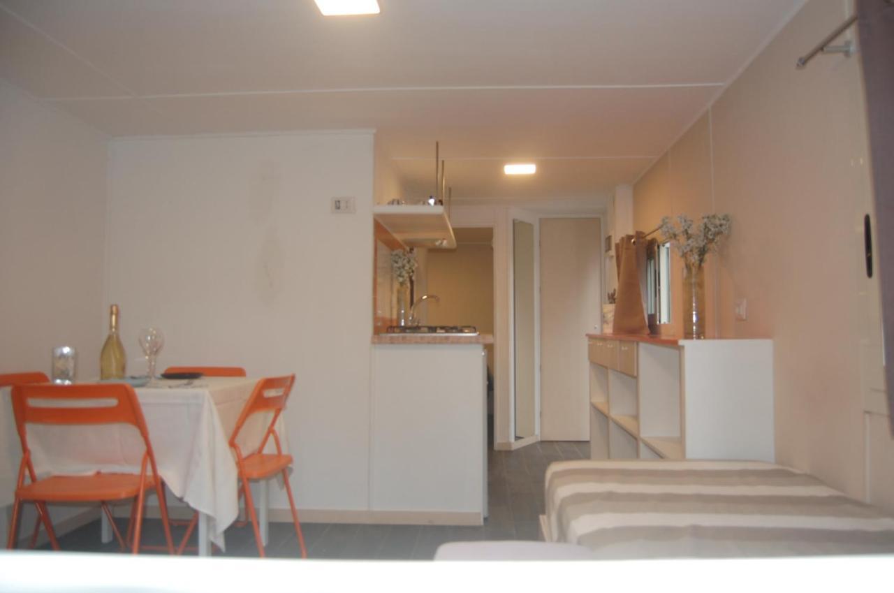نيرانو Marina Del Cantone Chalet المظهر الخارجي الصورة
