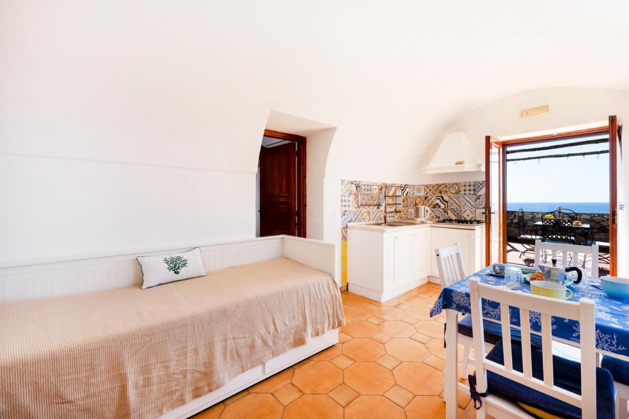 نيرانو Marina Del Cantone Chalet المظهر الخارجي الصورة