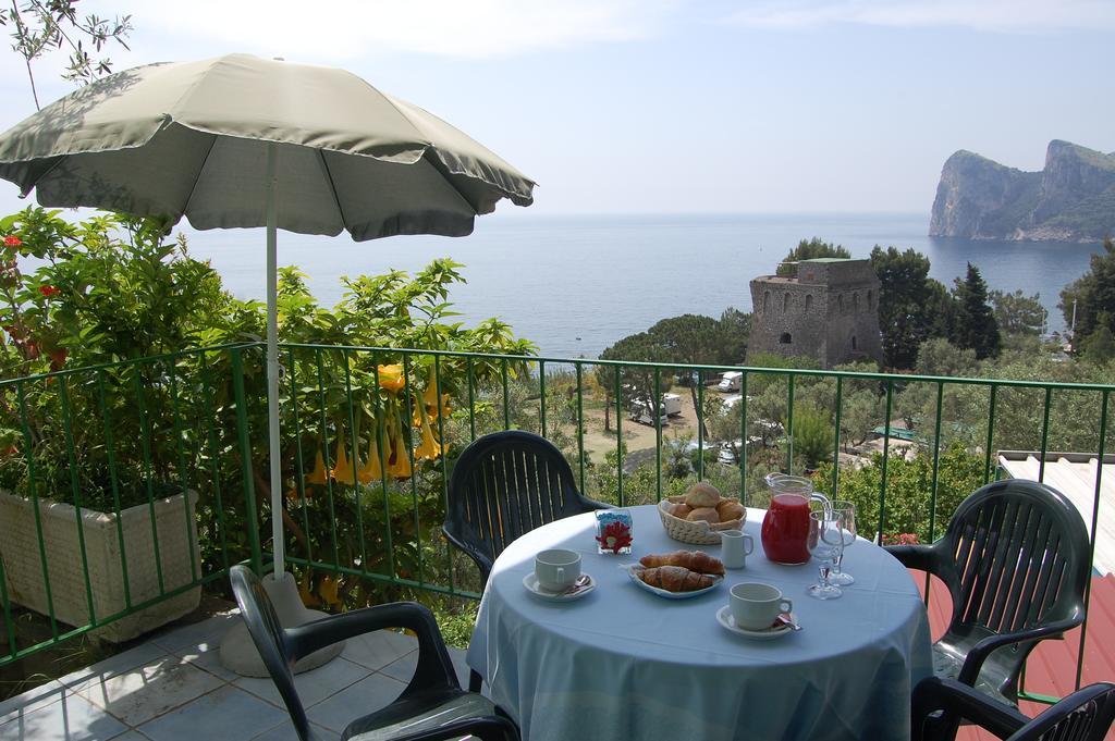 نيرانو Marina Del Cantone Chalet الغرفة الصورة